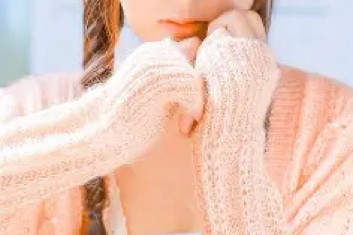 婚前车内激吻出轨玩过 14 位男星47 岁玉女至今未婚无人敢娶