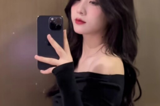 陪玩陪睡只是皮毛！继手伸进裤子后又一女星自曝50多都不放过